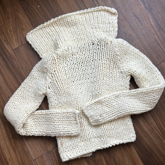 Hollister Ivory Chunky Cable knit Toggle Wool Blend Cardigan Sweater - Picture 6 of 11